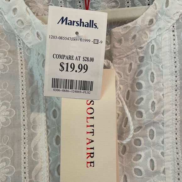 NWT Solitaire Women’s Sleeveless White Eyelet Top  XL - Picture 3 of 7
